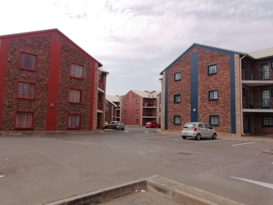 1 Bedroom Property for Sale in Willows Free State